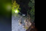 Elazığ’da otomobil şarampole uçtu: 1 yaralı