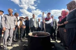 Elazığ’da Vali Hatipoğlu orcik yaptı, kadınlardan "Öyle karıştırılmaz" itirazı geldi