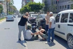 Elektrikli otomobille çarpışan motosikletli yaralandı