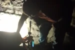 Engelli aracı ile kaza yapan vatandaşın yardımına vatandaşlar koştu 
