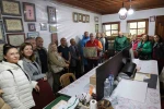 Erasmus projesi ortakları Menteşe’de geleneksel ebru deneyimi yaşadı