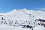 Erciyes’te kayak sezonu tüm hızıyla devam ediyor