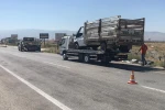 Ereğli’de kamyonetler çarpıştı: 2 yaralı