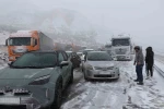 Erzincan-Sivas kara yolunda ulaşım güçlükle sağlanıyor