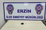 Erzin’de ehliyet sınavına kopya düzeneğiyle giren şahıs yakayı ele verdi
