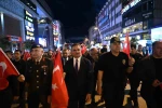 Erzurum’da 107. yıllık coşku fener alayı ile renklendi
