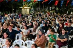 Esenler Belediyesi vatandaşları yazlık sinemada buluşturuyor