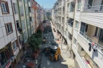 Esenyurt’ta yol yenileme çalışmaları aralıksız sürüyor