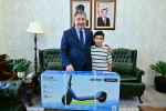 Eskişehir Valisi Dr. Erdinç Yılmaz, orman şehidinin evladı Batuhan’ın hayalini gerçekleştirdi