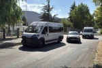 Eskişehir’de işçi servisi ile otomobil çarpıştı: 11 yaralı
