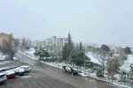 Eskişehir’in bazı ilçeleri güne beyaz örtüyle uyandı