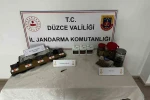 Evlerinde kenevir bahçesi kuran 2 kardeş suçüstü yakalandı