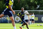 Fenerbahçe, günü iki antrenmanla tamamladı