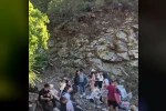 Fethiye’de 43’ü çocuk 65 düzensiz göçmen ve 4 göçmen kaçakçısı yakalandı