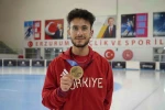 Furkan Akar: "Hedefim ülkemi en iyi şekilde temsil etmek""
