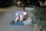 Gazeteciden hayat kurtaran müdahale kamerada