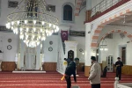 Gençler Fetih Camiini baştan aşağı temizledi