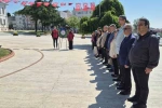 Gençlik Haftası etkinliklerinde caddeden geçen herkes İstiklal Marşı’na eşlik etti