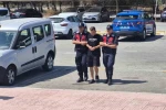 Göçmenlerle birlikte kıskıvrak yakalandı