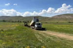 Gökçedere’nin arazi yollarında çalışmalar devam ediyor