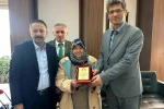 Gurbetçi anne ve oğlundan memleketine sağlık desteği