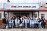 Güzelova’da 23 Nisan coşkusu: Rektör Hacımüftüoğlu, Minik yüreklerle bayram sevincini paylaştı