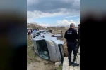 Hafif ticari araç şarampole devrildi: 1 yaralı