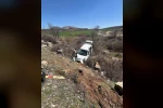 Hafif ticari araç şarampole girdi: 4 yaralı