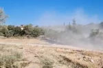Hafriyat kamyonları yüzünden toz soluyorlar