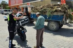 Hafriyat taşırken yolu kirletti, cezadan kaçamadı 