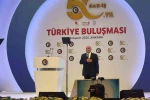 HAK-İŞ Başkanı Arslan: "Asgari ücret mevzuatımızı yeniden masada çalışmamız gerekiyor"