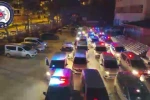 Hatay merkezli 8 ilde ‘Gümrük geçişinde rüşvet’ operasyonunda milyonlarca TL’lik döviz ve silah ele geçirildi