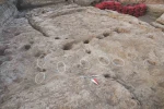 Hatay’da 7 bin 200 yıl öncesine ait 5 insan ayak izi keşfedildi
