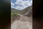 Heyelandan dolayı kapanan tabiat parkı yolu ulaşıma açıldı