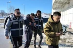 Hırsızlık suçundan aranan şahıs yakalandı 