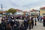 Hisarcık’ta 36 kişilik umre kafilesi kutsal topraklara uğurlandı