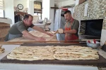 Hisarcık’ta fırıncıların lavaş mesaisi