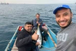 Hobi olarak olta balıkçılığı yapan öğretmen 60 kiloluk orkinos yakaladı