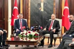 İçişleri Bakanlığında devir teslim töreni: Yeni Bakan Çiftçi, görevi Yerlikaya’dan devraldı