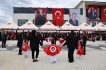 Iğdır’da 23 Nisan coşkusu: Özel bireylerden duygulandıran gösteri
