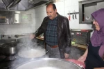 Iğdır’da pansiyon ziyaretinde koruyucu ekipman tartışması