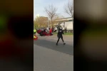 İki araç çarpıştı, takla atan otomobilde sürücü sıkıştı