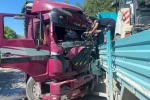 İki kamyon virajda çarpıştı: 1 ölü 2 yaralı