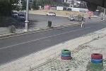 İki otomobil çarpıştı, yoldan geçen şahıs son anda kurtuldu