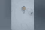 İlkbaharda kar şaşkınlığı, belde yolu ulaşıma kapandı