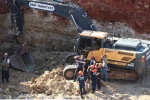 İnşaat kazısında göçük altında kalan kepçe operatörü hayatını kaybetti