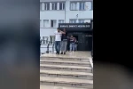 İş ve burs vaadiyle hesap avına çıkan şebekeye film gibi operasyon: Polis ’ikinci kişi’ rolüne girip çökertti 