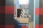 İş yerinde yük asansöründen düşen dönerci hastanelik oldu