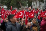 Isparta’daki okullarda ikinci yarıyılın ilk dersi bayrak sevgisi oldu