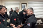 İtfaiyeciler ailelerinden uzakta yeni yıla girdi
